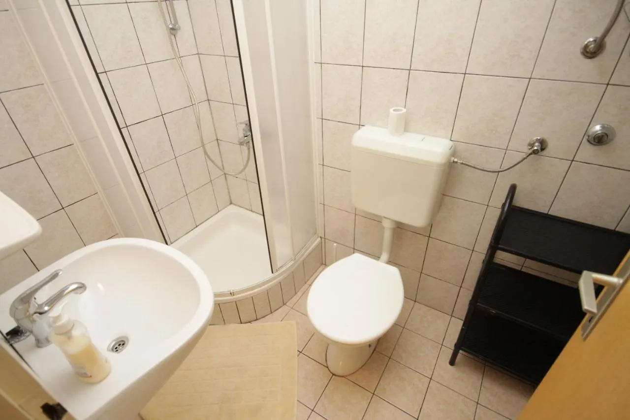 Apartment Studio Mali Losinj 7953A
