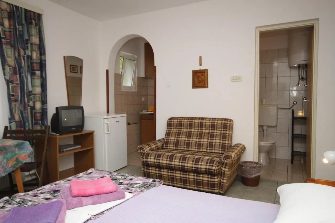 Studio Mali Losinj 7953A Apartment
